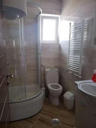 Гостевой дом Apartmani Ambiente Плав Апартаменты с 2 спальнями-10