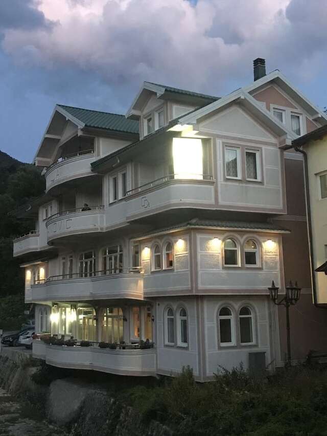 Гостевой дом Apartmani Ambiente Плав-11